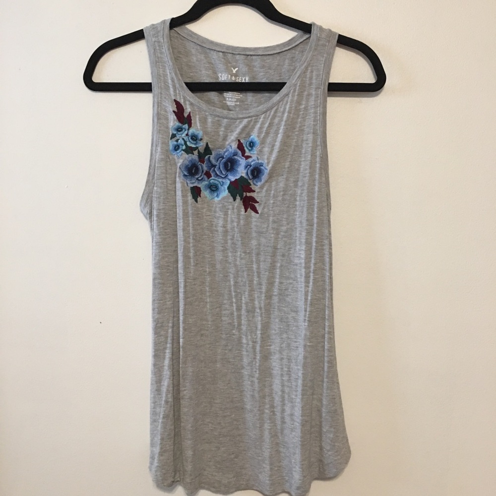 AE Soft & Sexy Floral Embroidered Tank Size Small